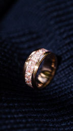 18k Solid Gold Ring w Opal